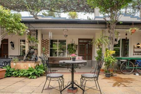 Eden Garden Villa By Jadecaps Nr Mg Road Garden バンガロール エクステリア 写真