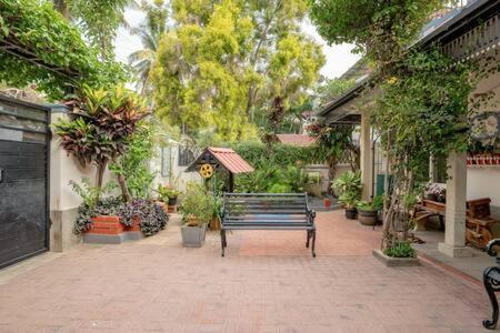 Eden Garden Villa By Jadecaps Nr Mg Road Garden バンガロール エクステリア 写真